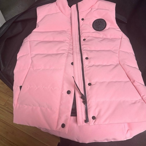 Canada Goose Pink Quilted Vest - Picture 2 of 5